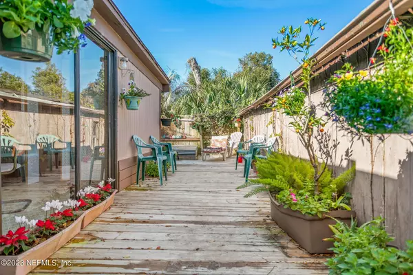 251 PINE TREE TRL, Crescent City, FL 32112