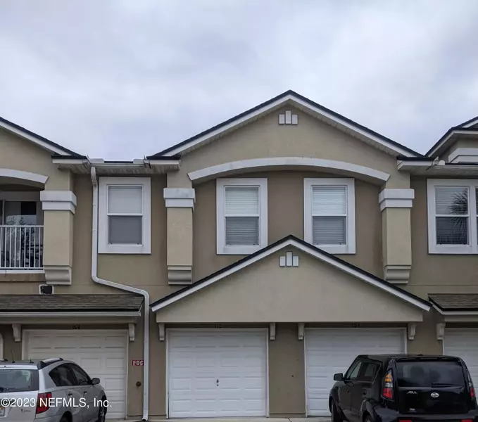 7071 DEER LODGE CIR #110, Jacksonville, FL 32256