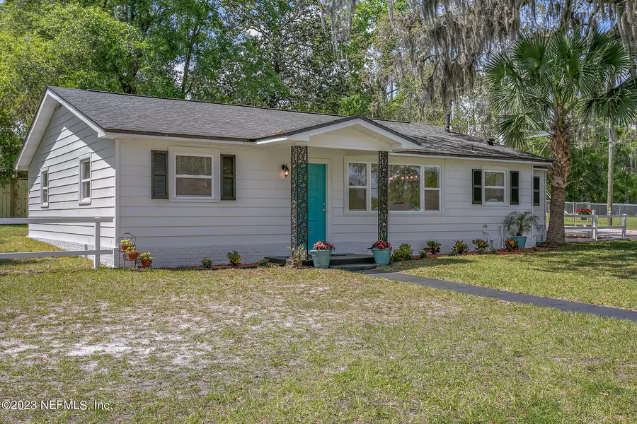 203 S HIGHLAND AVE, Green Cove Springs, FL 32043