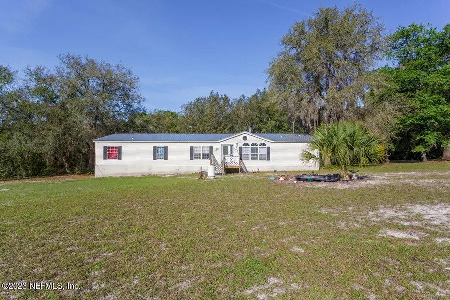 160 NETTLES RD, Florahome, FL 32140