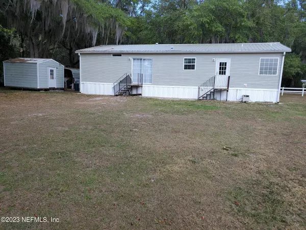 Crescent City, FL 32112,100 JIMMIE RD