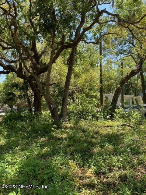 560 LIVE OAK ST, St Augustine, FL 32084
