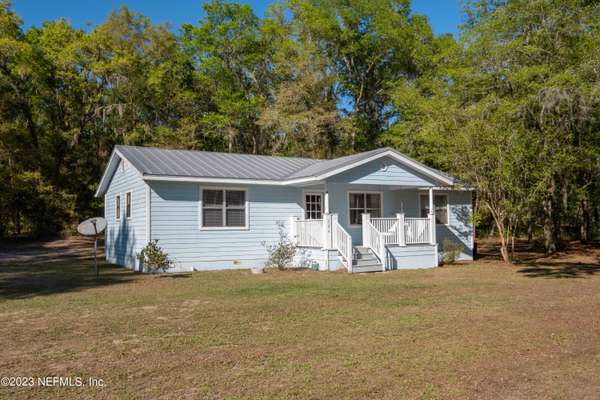 584 W HILLSBOROUGH AVE, Florahome, FL 32140