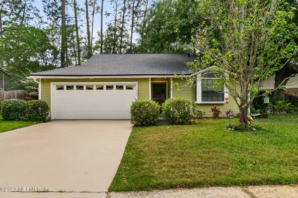 11224 CLOVERHILL CIR E, Jacksonville, FL 32257