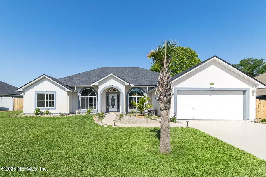 3757 SOUTHBANK CIR, Green Cove Springs, FL 32043