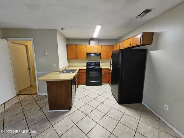 Jacksonville, FL 32244,7531 COLLINS CT