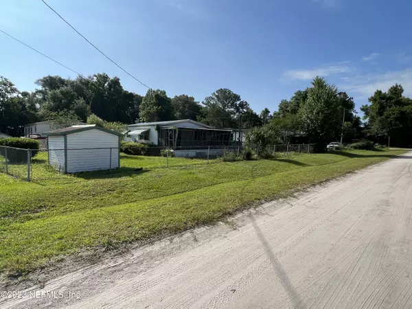 Satsuma, FL 32189,119 SWEETGUM RD