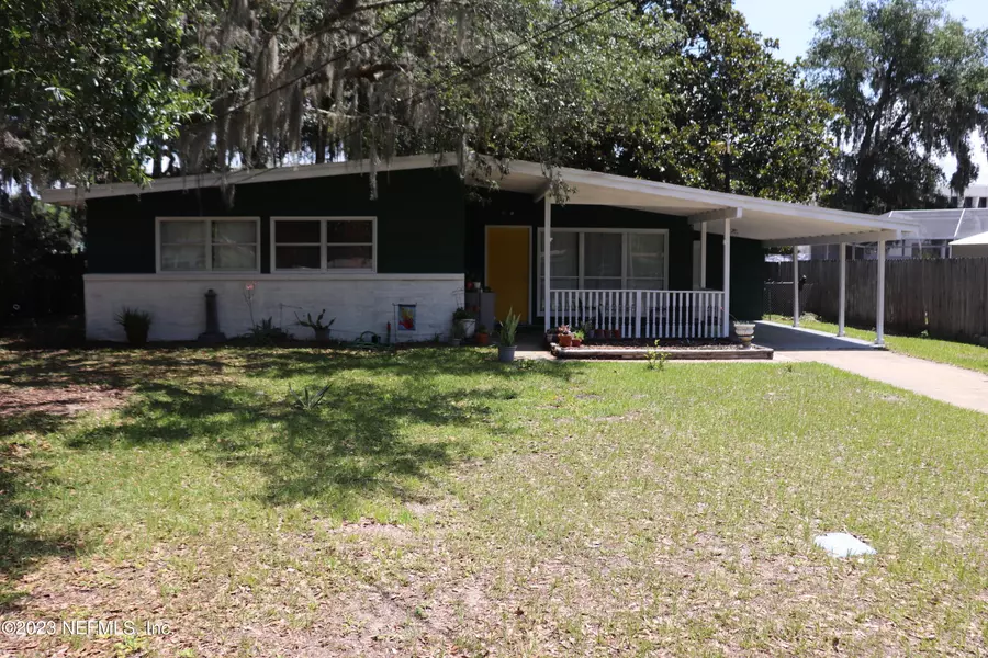 804 N PINE AVE, Green Cove Springs, FL 32043