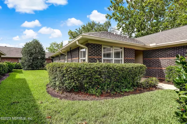 Jacksonville, FL 32224,4567 MIDDLETON PARK CIR W