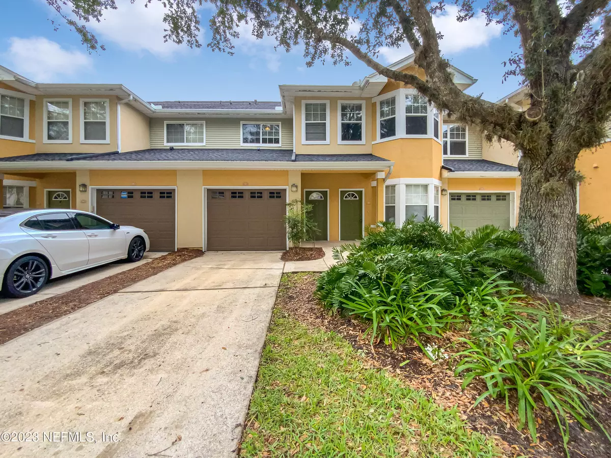 Orange Park, FL 32065,3750 SILVER BLUFF BLVD #305