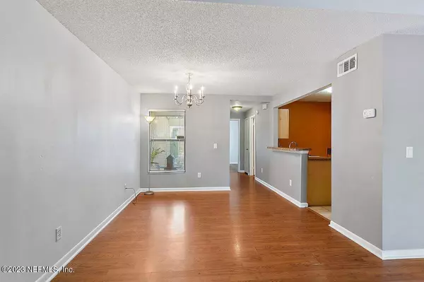 Jacksonville, FL 32244,8479 PINEVERDE LN