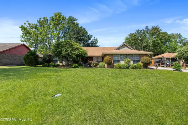 2888 CIRCLE RIDGE DR, Orange Park, FL 32065