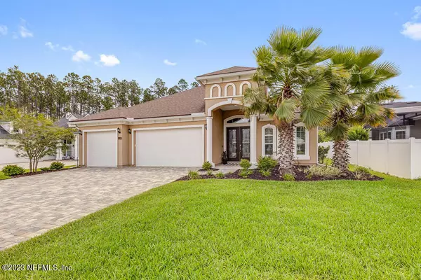 44 HUGUENOT LN, St Johns, FL 32259