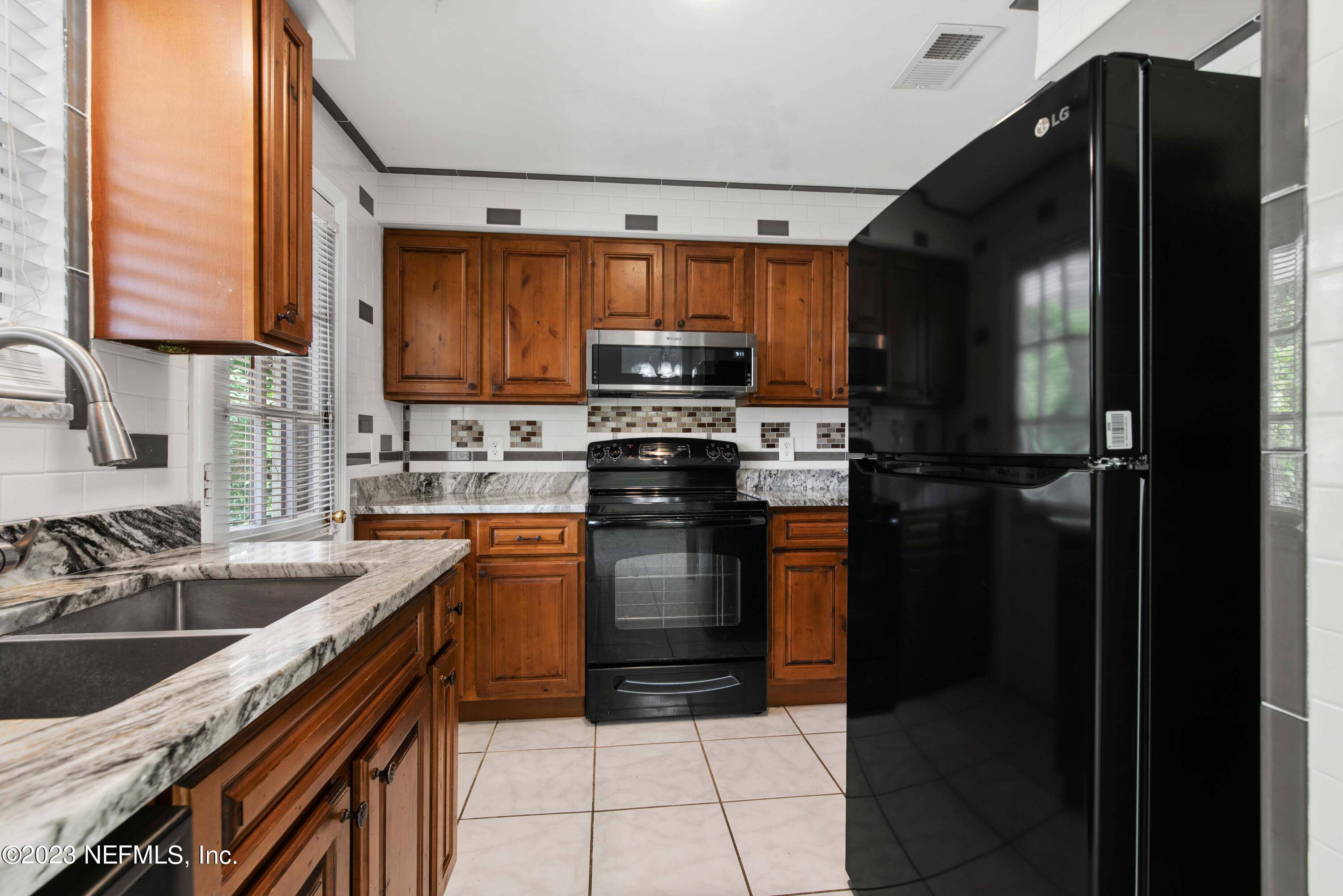 Jacksonville, FL 32216,7319 POTTSBURG DR #3