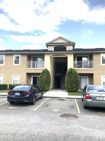 3631 KIRKPATRICK CIR #4, Jacksonville, FL 32210