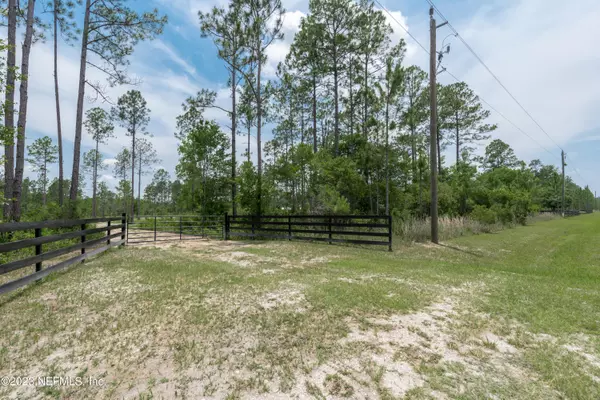 Callahan, FL 32011,0 WIREGRASS WAY