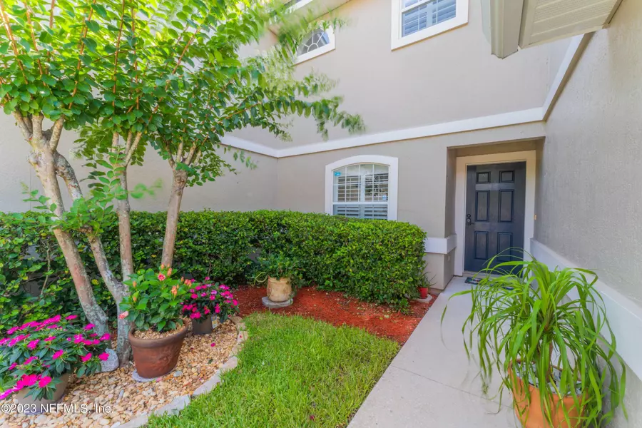 1595 VINELAND CIR #B, Fleming Island, FL 32003