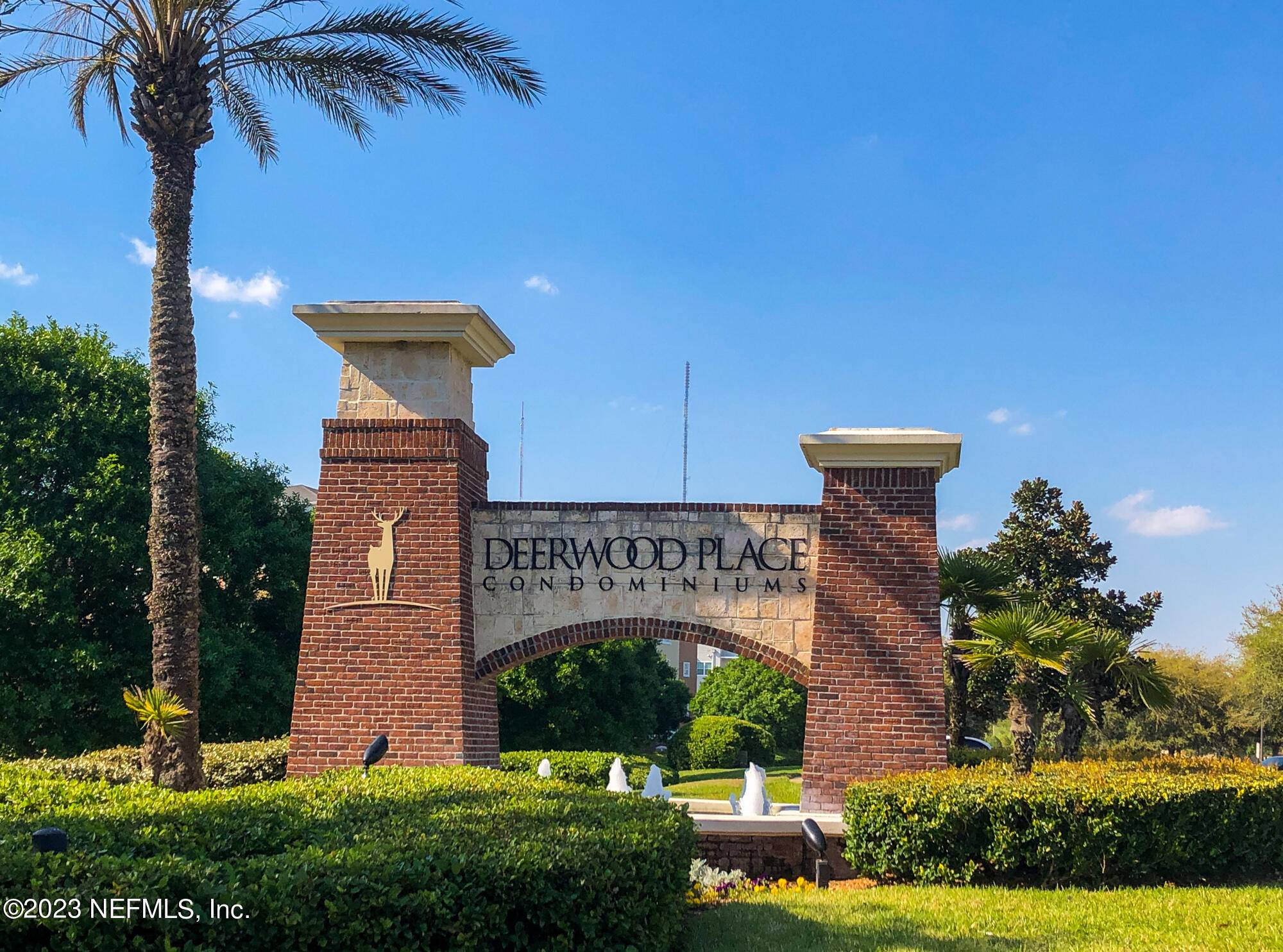 Jacksonville, FL 32216,4480 DEERWOOD LAKE Pkwy #227