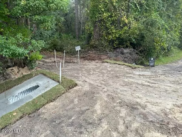 Crescent City, FL 32112,2757 S HIGHWAY 17