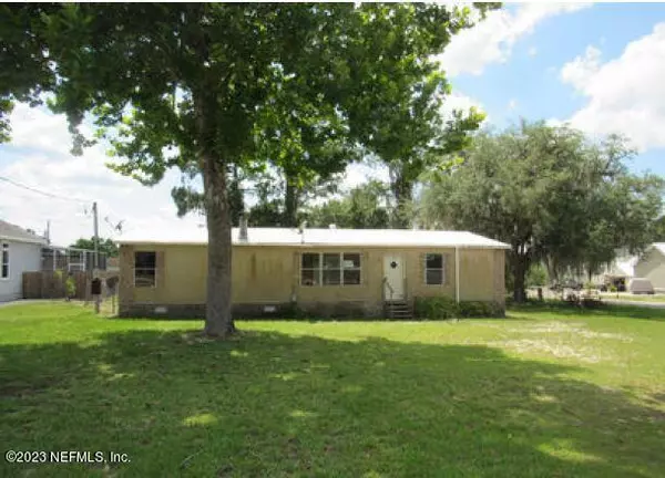 1305 2ND AVE, Welaka, FL 32193