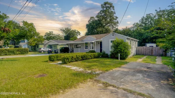 8037 REID AVE, Jacksonville, FL 32208