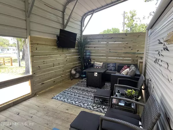 Steinhatchee, FL 32359,4 NE EIGHTH ST