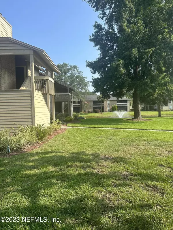 Jacksonville, FL 32256,10200 BELLE RIVE BLVD #239