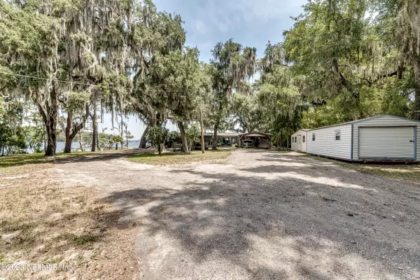 Green Cove Springs, FL 32043,1260 IVEY LN