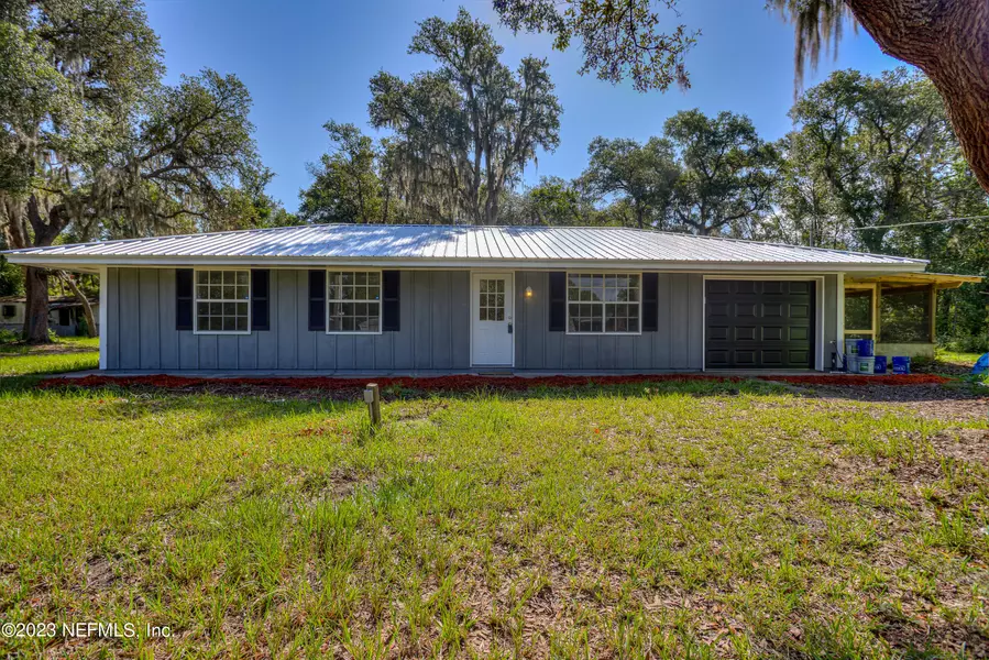 110 HORSE LANDING RD, Satsuma, FL 32189