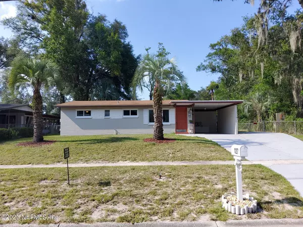 127 ROLLIN DR, Orange Park, FL 32073