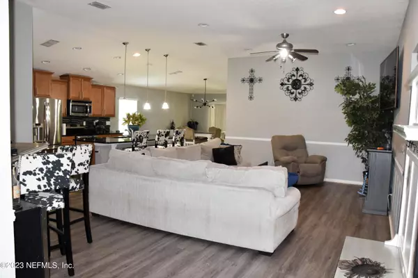 Jacksonville, FL 32254,2412 ROYALTY CT