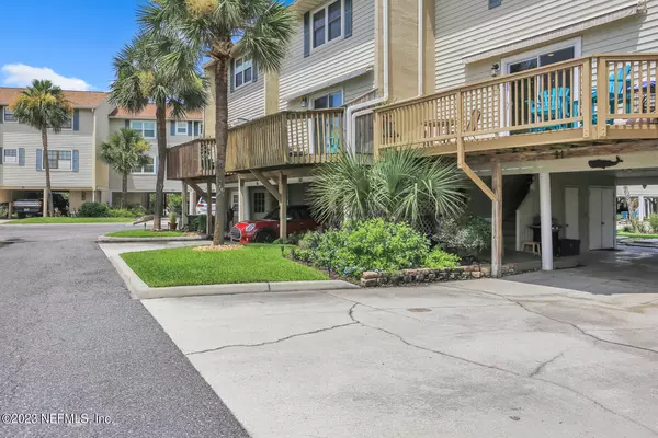 Fernandina Beach, FL 32034,925 TARPON AVE #14