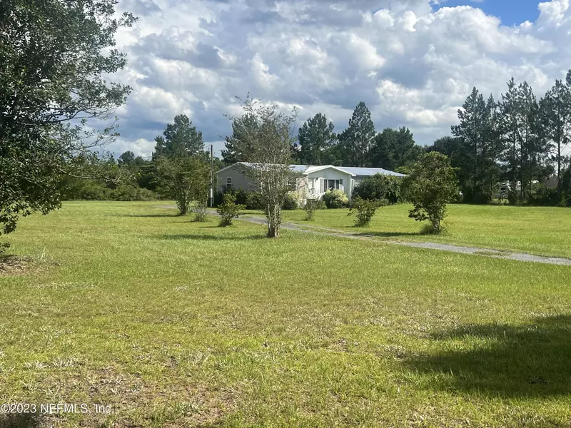 16655 TURNER CEMETERY RD, Glen St. Mary, FL 32040