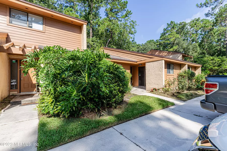 85 DEBARRY AVE #2032, Orange Park, FL 32073