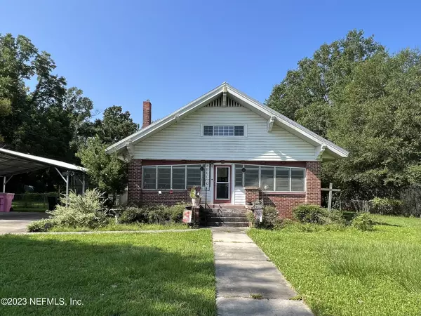 2782 LAKE ST,  Lawtey,  FL 32058