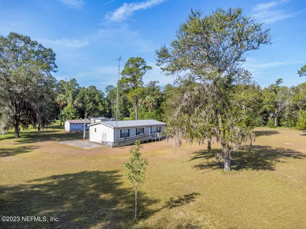 Interlachen, FL 32148,891 STATE RD #20