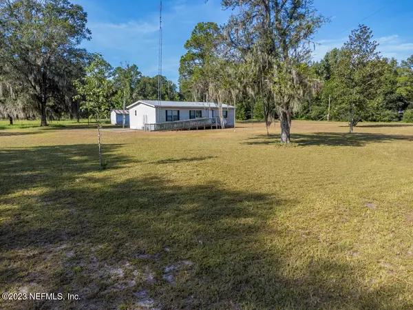 Interlachen, FL 32148,891 STATE RD #20