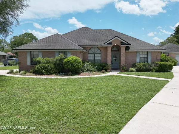 2467 LARCHWOOD ST, Orange Park, FL 32065