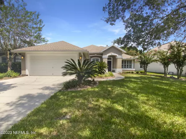 232 N LAKE CUNNINGHAM AVE, St Johns, FL 32259