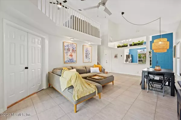 Palm Beach Gardens, FL 33418,1011 VIA JARDIN