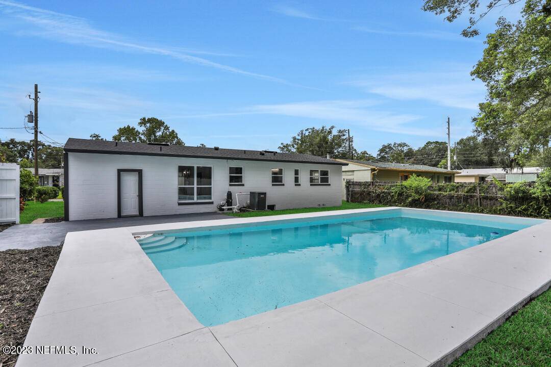Jacksonville, FL 32210,2123 TEGNER DR