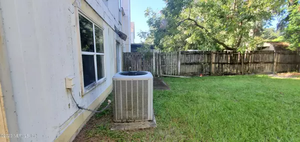 Jacksonville, FL 32218,11018 TRACI LYNN DR