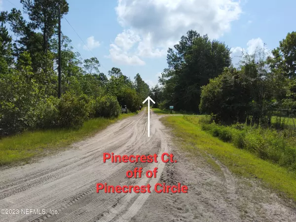 San Mateo, FL 32187,123 PINECREST CT