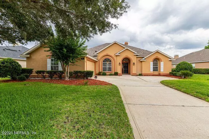 563 OAKMONT DR, Orange Park, FL 32073