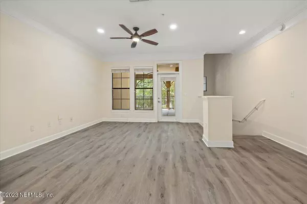 Jacksonville, FL 32246,9823 TAPESTRY PARK CIR #112