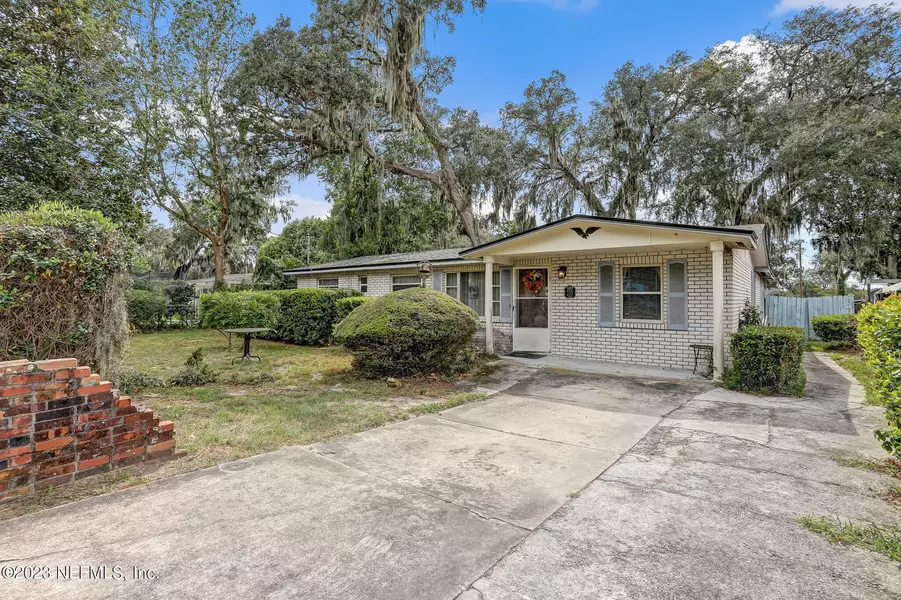 297 AURIGA DR, Orange Park, FL 32073