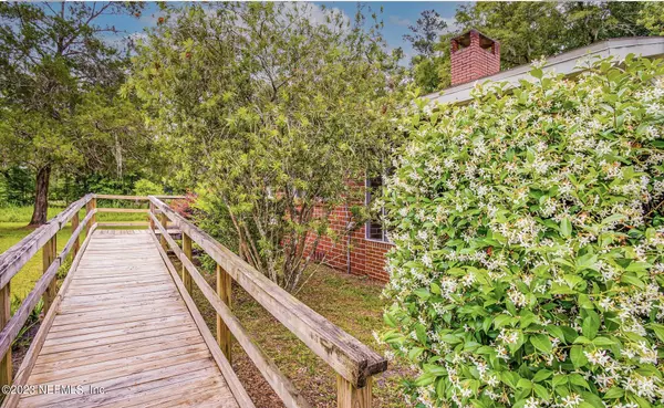 Callahan, FL 32011,450370 STATE ROAD 200