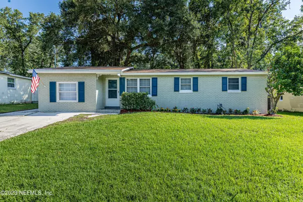 556 BLAIRMORE BLVD W, Orange Park, FL 32073