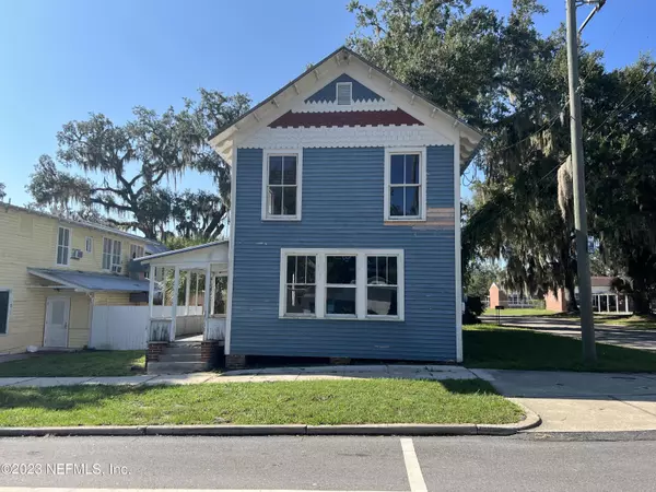 133 CENTRAL AVE, Crescent City, FL 32112