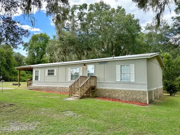 104 FERN WAY, San Mateo, FL 32187